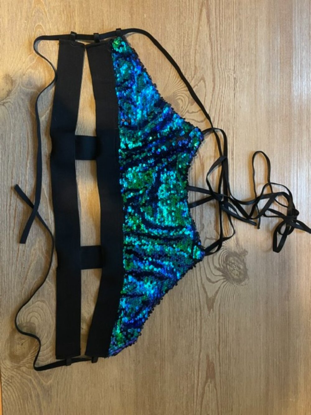 Halter Bandeau Tie Style Top